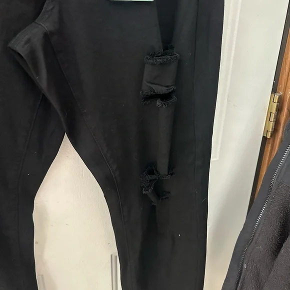 WAX JEAN HIGH RISE SKINNY JEANS: DISTRESSED: BLACK: NWT: SZ 16 - Picture 7 of 8